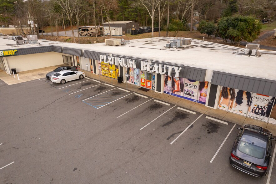 More Photos Of 409-453 Huffman Rd, Birmingham Unknown For Lease