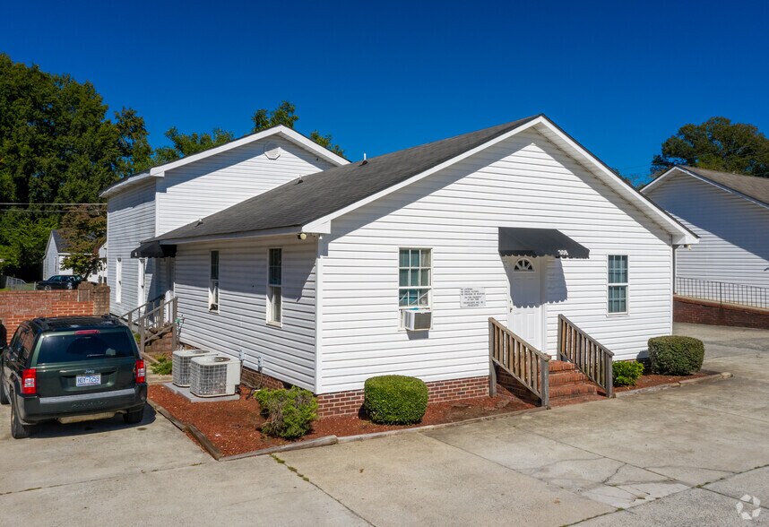 More Photos Of 306 W Pine St, Goldsboro Apartments For Sale