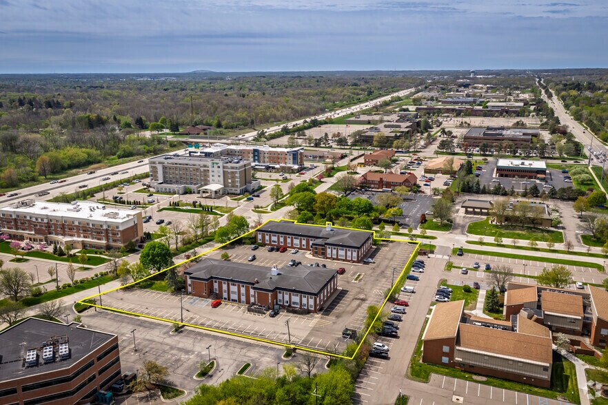 More Photos Of 32969 Hamilton Ct, Farmington Hills Office For Sale