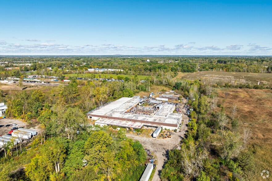 More Photos Of 44052 Yost Rd, Canton Manufacturing For Sale