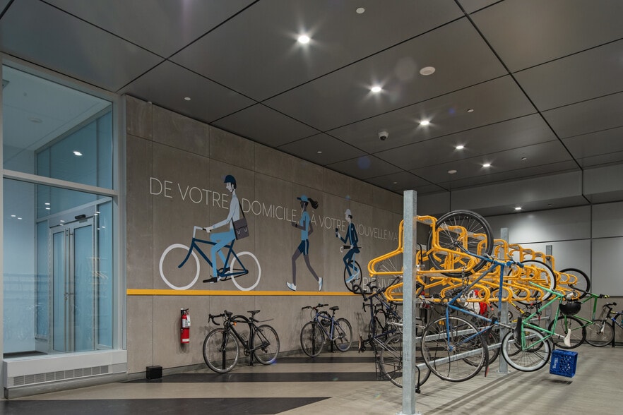 More Photos Of 900 Boul De Maisonneuve O, Montréal Office For Lease