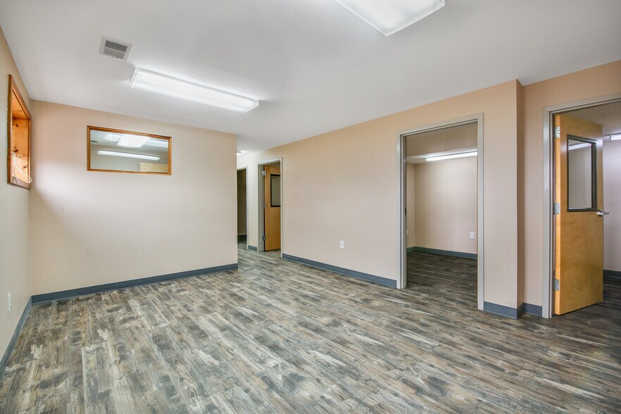 More Photos Of 3320 W Eisenhower Blvd, Loveland Medical For Lease