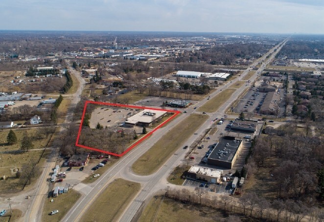 More Photos Of 45700 Mound Rd, Shelby Township Storefront Retail Office For Lease