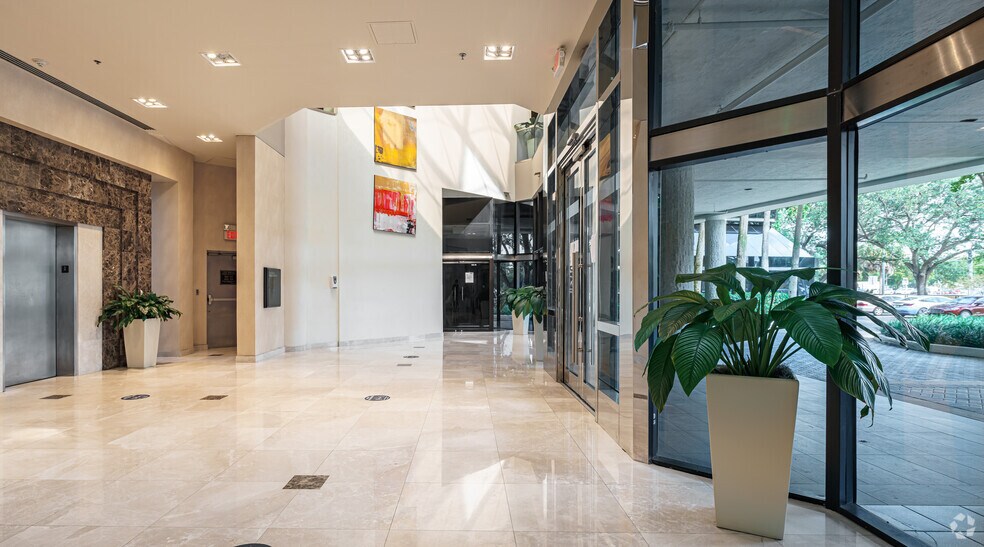 More Photos Of 2 S University Dr, Plantation Office For Lease