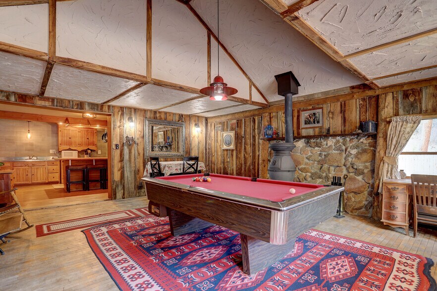 More Photos Of 468 Riverside Dr, Lyons Specialty For Sale