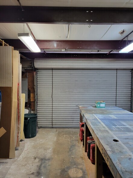 More Photos Of 232 Jupiter St, Jupiter Office For Sale