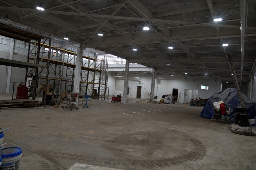 More Photos Of 828 Newark Ave, Elizabeth Warehouse For Lease