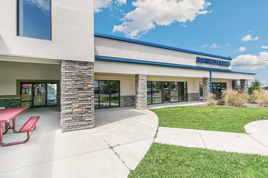 More Photos Of 991 Platte River Blvd, Brighton Storefront For Sale