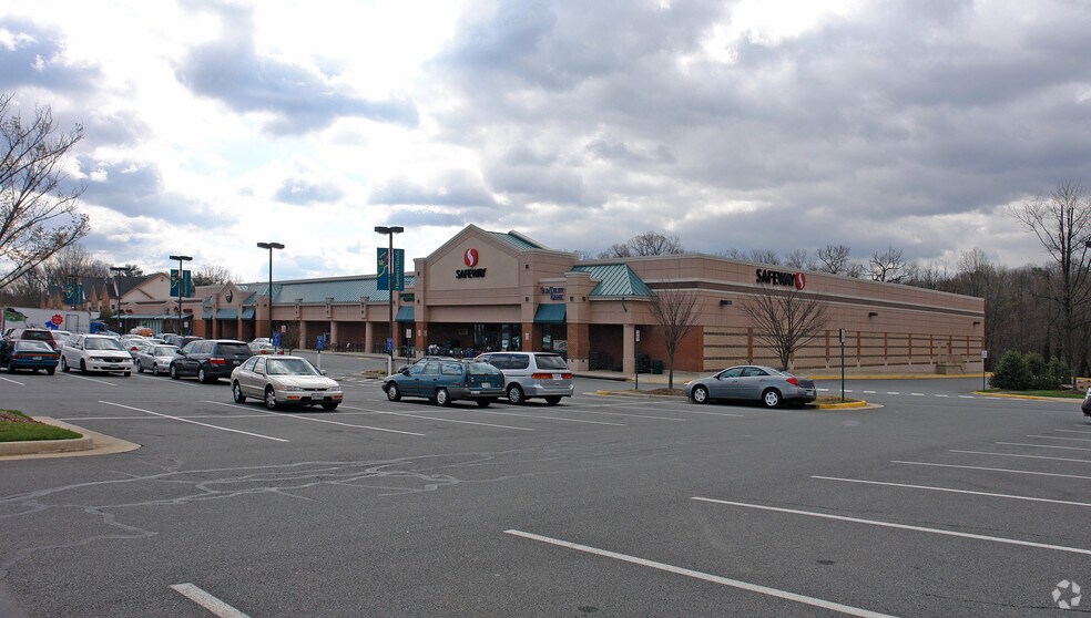 More Photos Of 2204-2280 Hunters Woods Plz, Reston Unknown For Lease