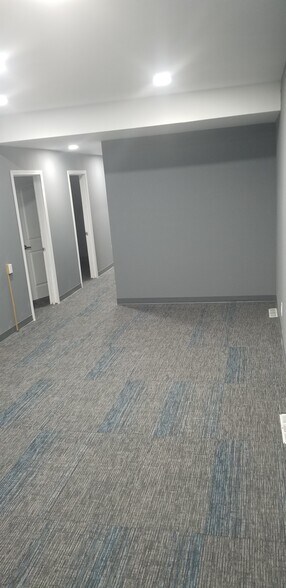 More Photos Of 116 W Grand River Ave, Brighton Storefront Retail Office For Sale