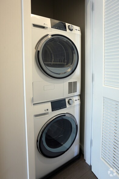 More Photos Of 600 Atlantic Ave, Atlantic City Apartments For Lease