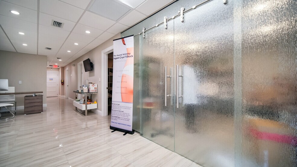 More Photos Of 201 N University Dr, Plantation Medical For Sale