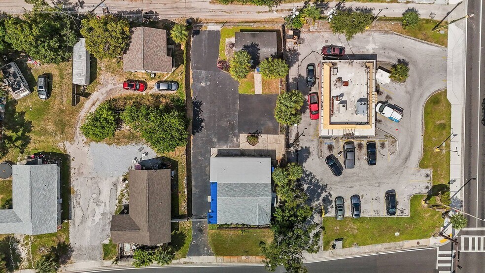 More Photos Of 3425 22nd Ave S, Saint Petersburg Storefront For Sale