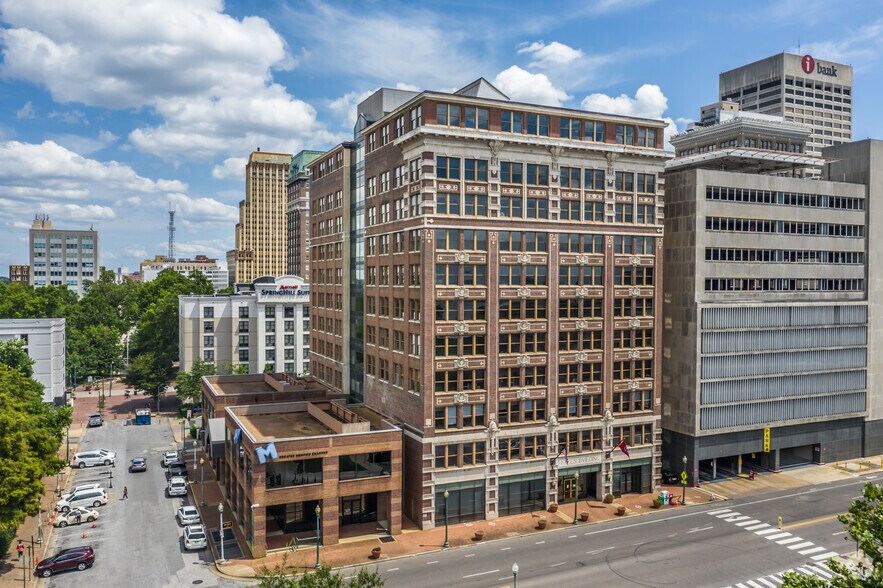 More Photos Of 22 N Front St, Memphis Office For Lease