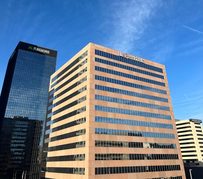 More Photos Of 505 20th St N, Birmingham Office For Lease