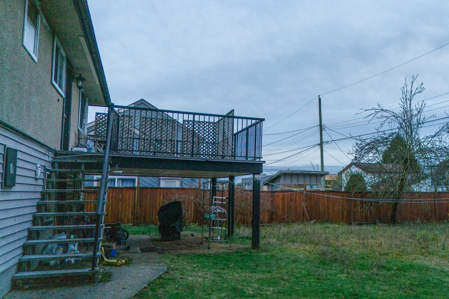 More Photos Of 15112-15120 96 Ave, Surrey Land For Sale