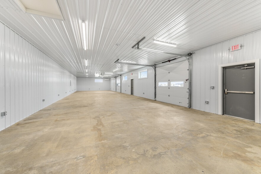 More Photos Of 1230 Maidencreek rd, Fleetwood Warehouse For Lease
