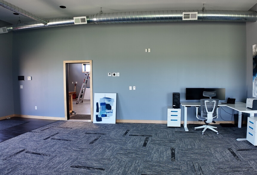 More Photos Of 26655 481st Ave, Brandon Flex For Sale