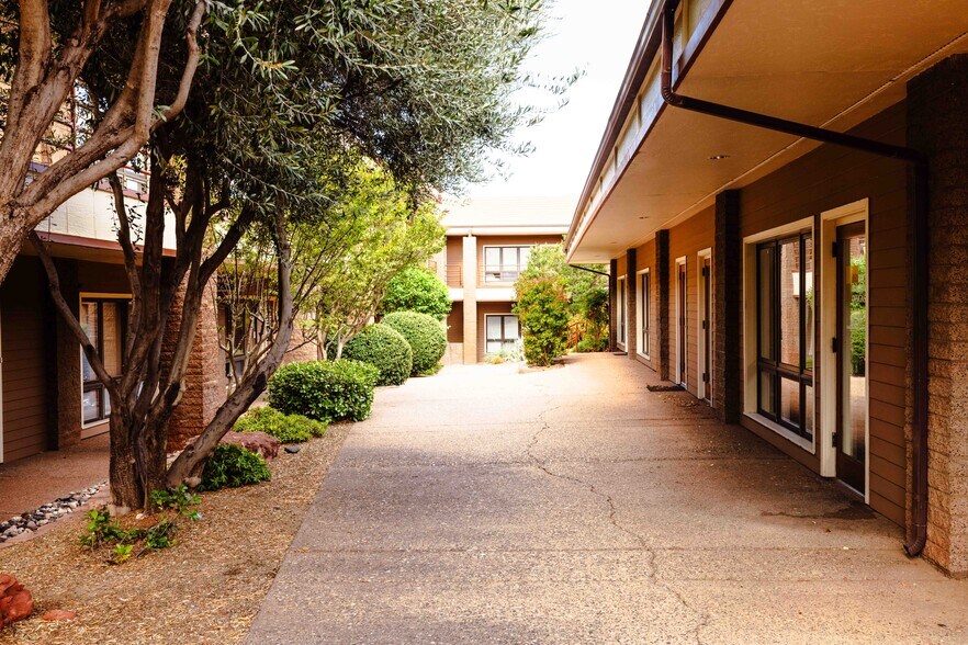 More Photos Of 2155 W State Route 89A, Sedona Office For Sale