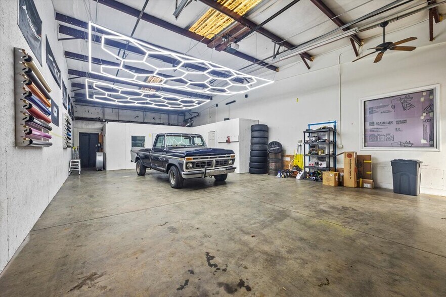 More Photos Of 605 Pierce St SE, Marietta Warehouse For Sale