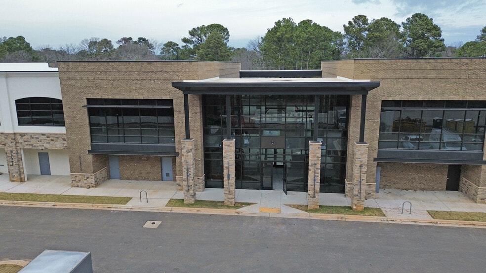More Photos Of 5003-5045 Falls of Neuse Rd, Raleigh Unknown For Lease