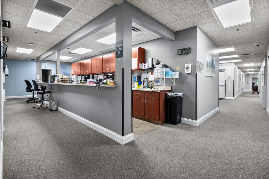 More Photos Of 803 Meyers Baker Rd, London Healthcare For Sale