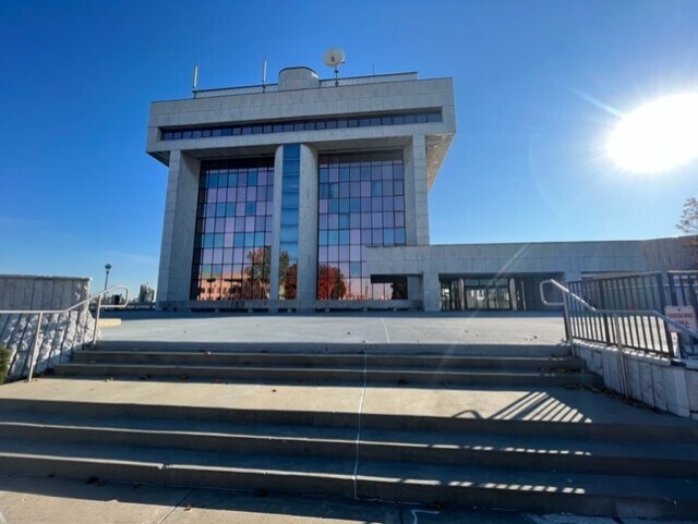 More Photos Of 100 McMorran Blvd, Port Huron Office For Sale