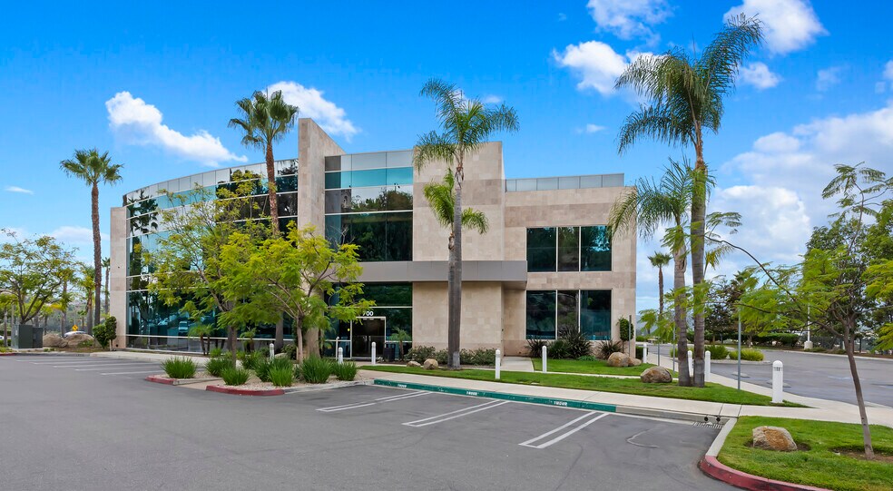 More Photos Of 700 La Terraza Blvd, Escondido Office For Sale