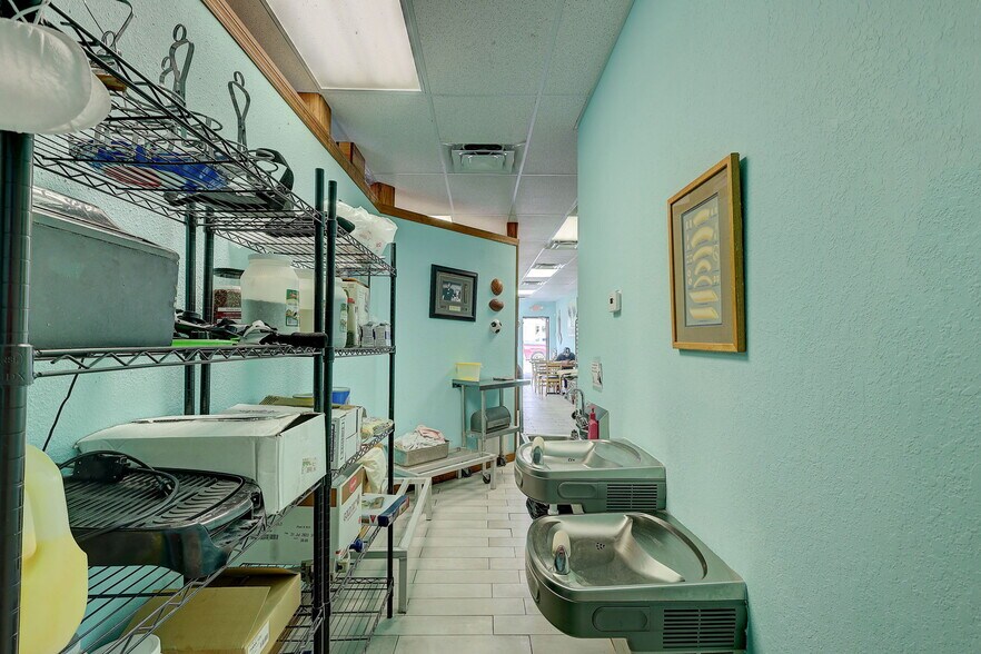 More Photos Of 3901 Orange Ave, Fort Pierce Freestanding For Sale