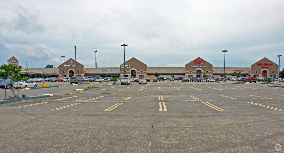 More Photos Of 4328-4406 Dowlen Rd, Beaumont Unknown For Lease