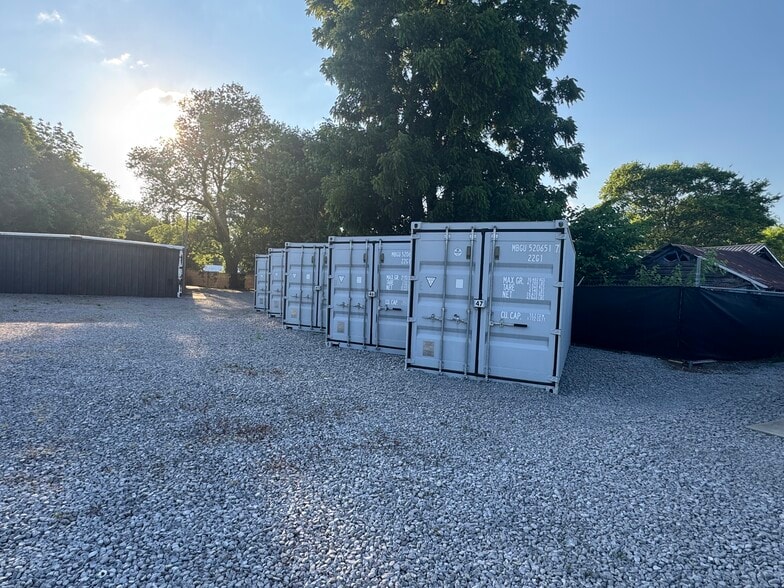 More Photos Of 405 Riverview Dr, Shelbyville Industrial For Sale