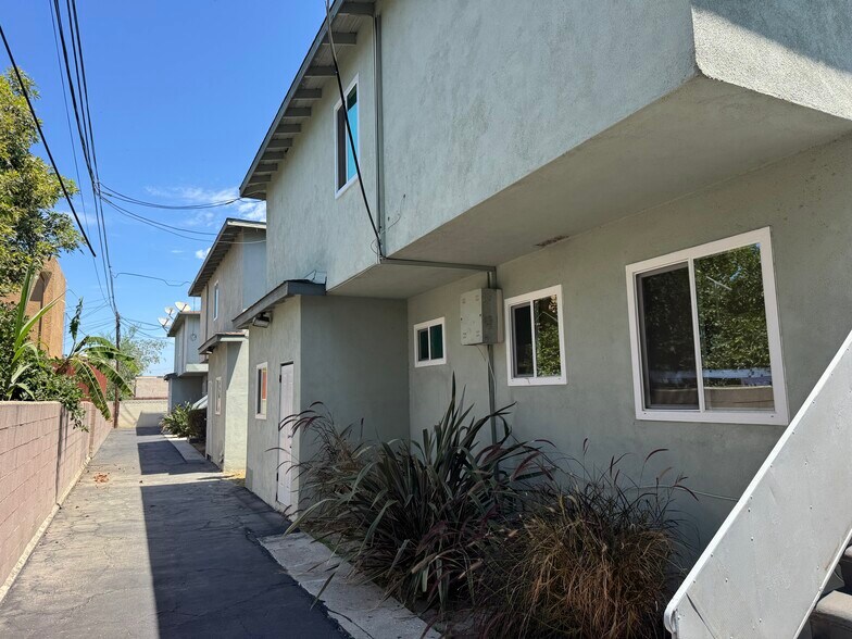 More Photos Of 14815 Prairie Ave, Lawndale Apartments For Sale