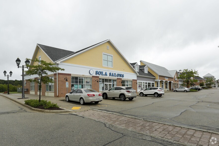 More Photos Of SWC Hwy 16 & Hwy 83, Delafield Unknown For Lease