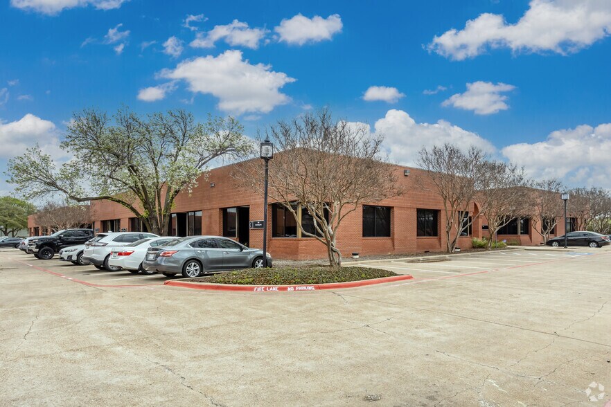 More Photos Of 6210 N Belt Line Rd, Irving Office For Lease