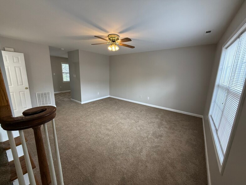 More Photos Of 1310 14th Street Dr NE, Hickory Multifamily For Sale