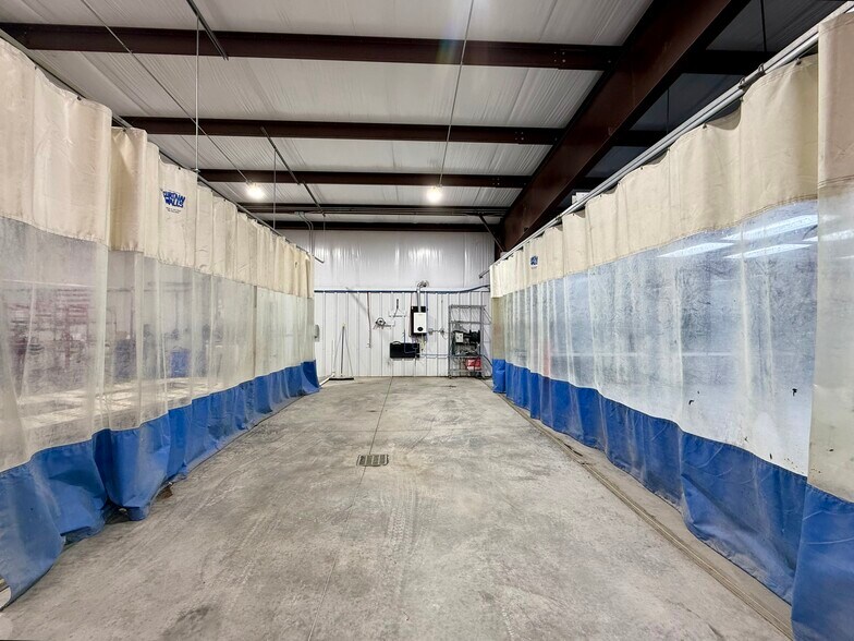 More Photos Of 60 County Road 9501 N, Brookland Warehouse For Lease