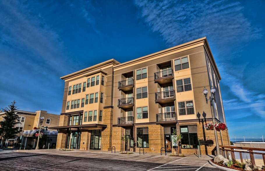 Primary Photo Of 1140 10th St, Bellingham Apartments For Lease