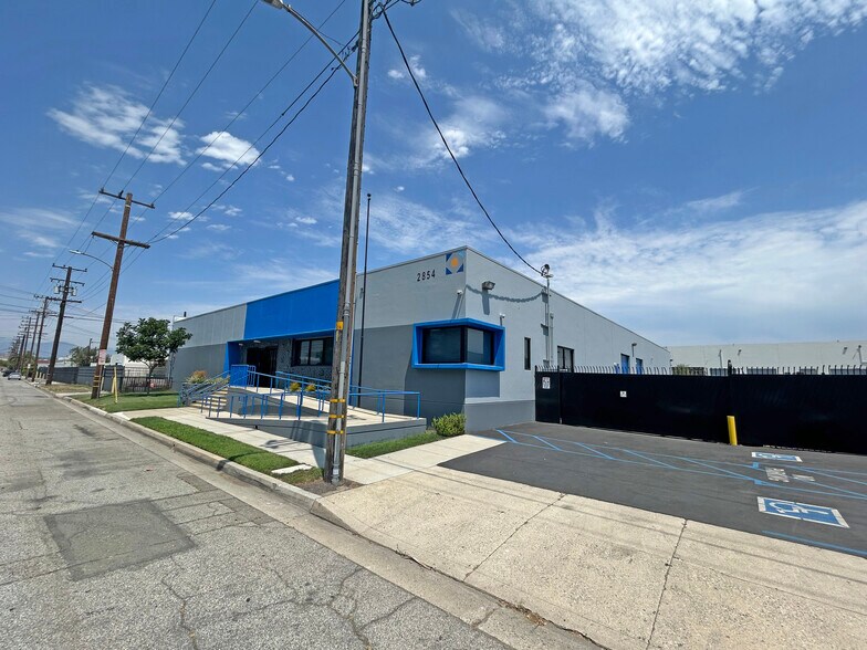 More Photos Of 2854-2856 Supply Ave, Commerce Warehouse For Sale