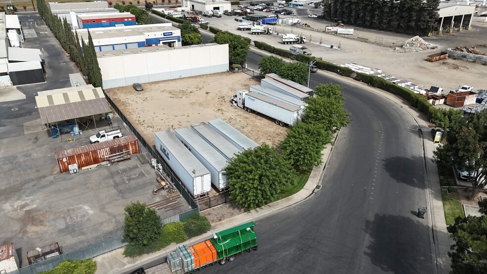 More Photos Of 1305 Venture Ln, Turlock Land For Lease