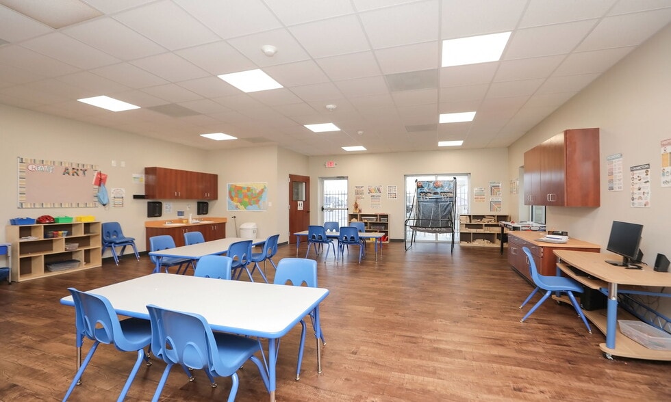 More Photos Of 20715 Bellaire Blvd, Richmond Daycare Center For Sale