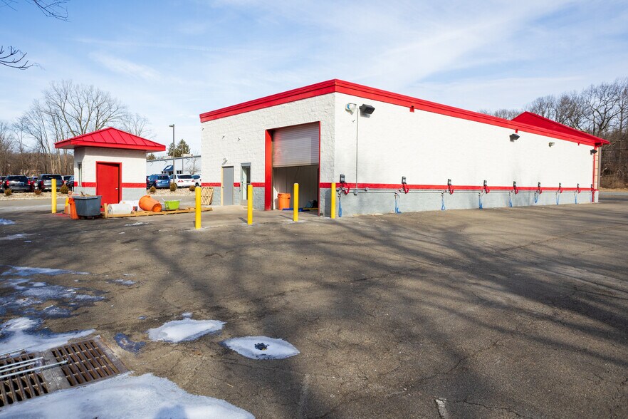 More Photos Of 68 US Highway 46, Mountain Lakes Carwash For Sale