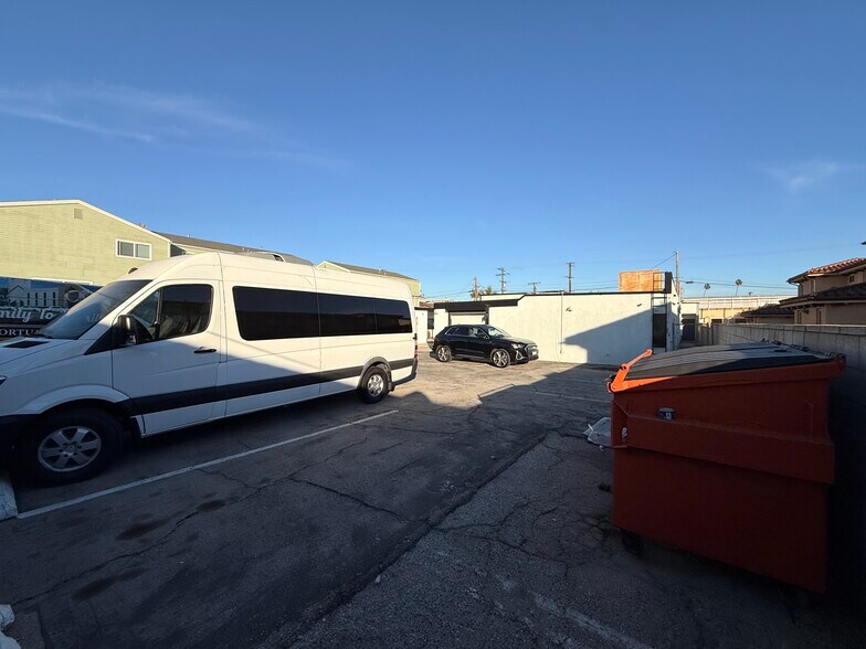 More Photos Of 15305 S Normandie Ave, Gardena Loft Creative Space For Lease