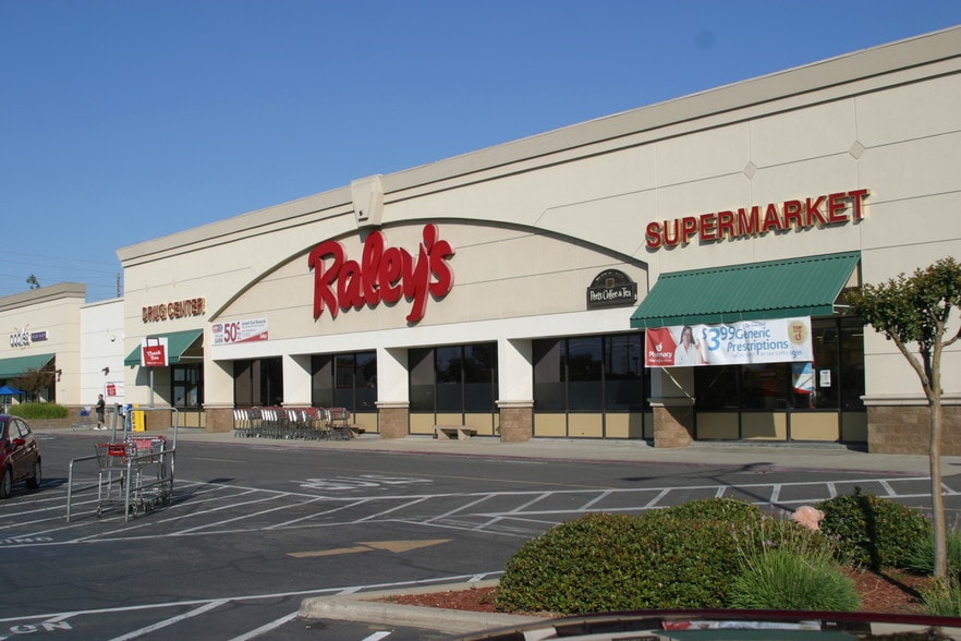 More Photos Of 3430 Tully Rd, Modesto Unknown For Lease