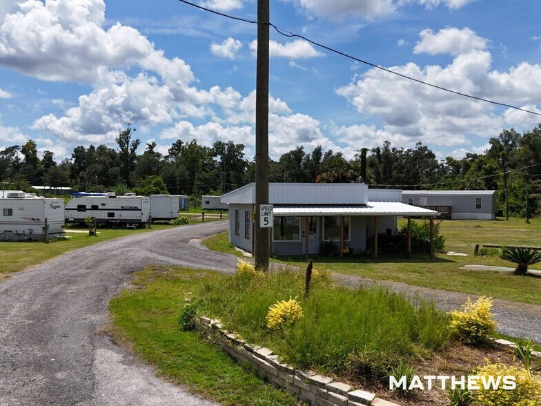Primary Photo Of 2785 S Byron Butler Pky, Perry Manufactured Housing Mobile Home Park For Sale