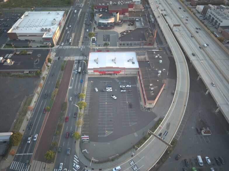 More Photos Of , Philadelphia General Retail For Sale