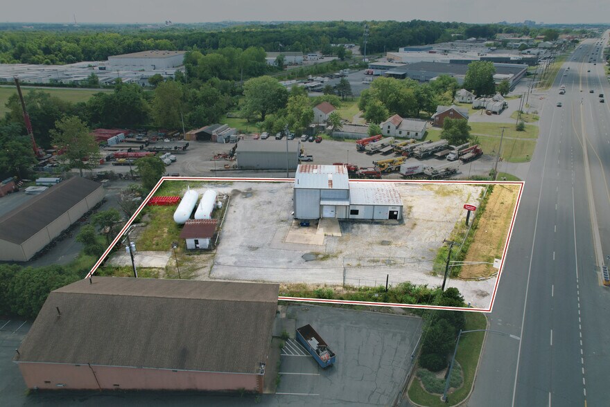 More Photos Of 8351 Pulaski Hwy, Rosedale Warehouse For Lease