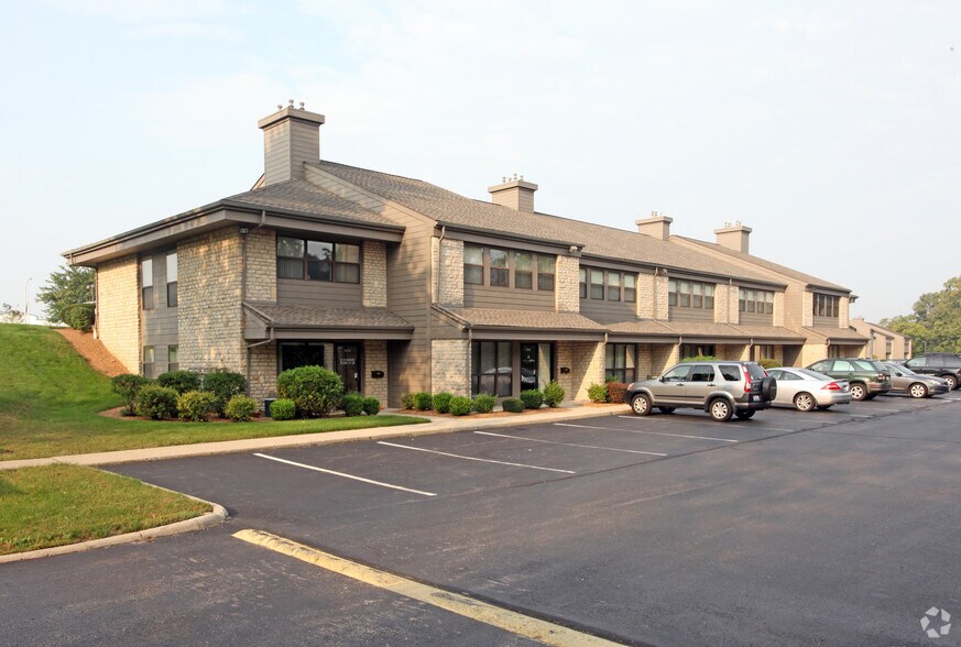 More Photos Of 7594-7620 Slate Ridge Blvd, Reynoldsburg Office For Sale