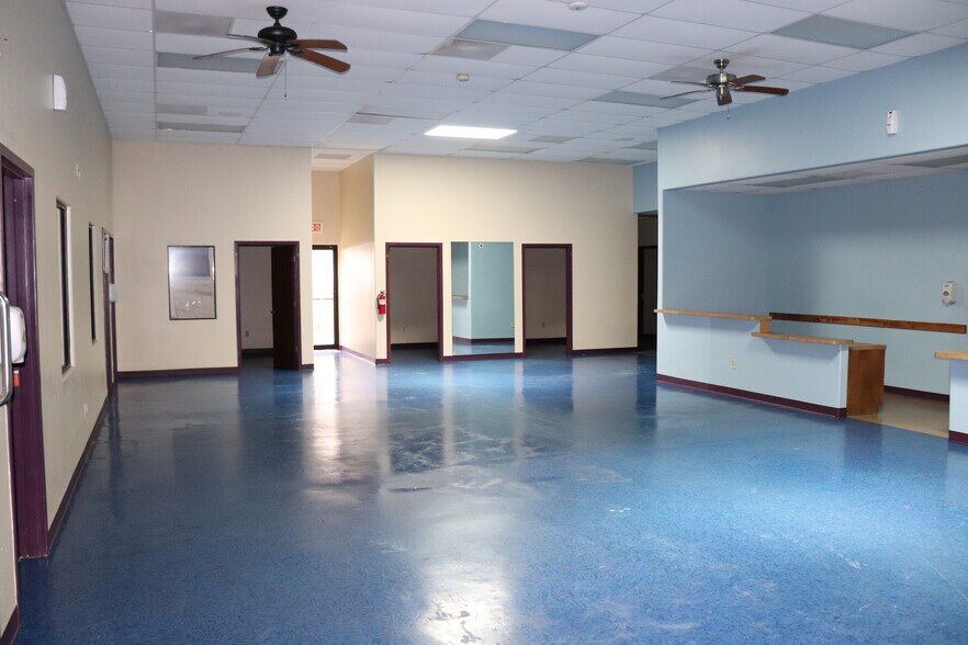 More Photos Of 864 Central Blvd, Brownsville Medical For Sale