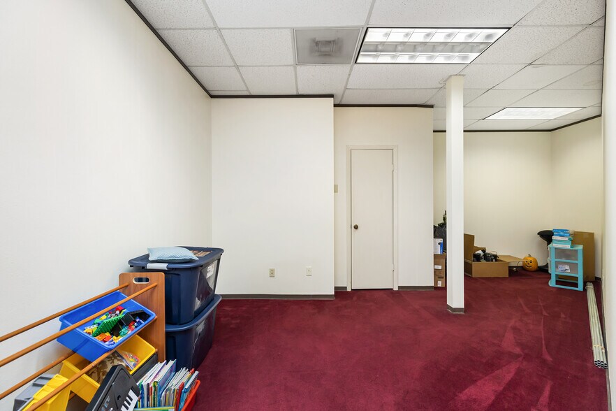 More Photos Of 14411 Cornerstone Village Dr, Houston Office For Lease