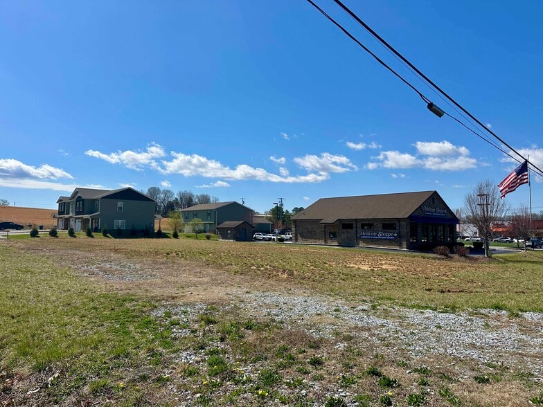 More Photos Of 1262 E Jackson Blvd, Jonesborough Land For Sale